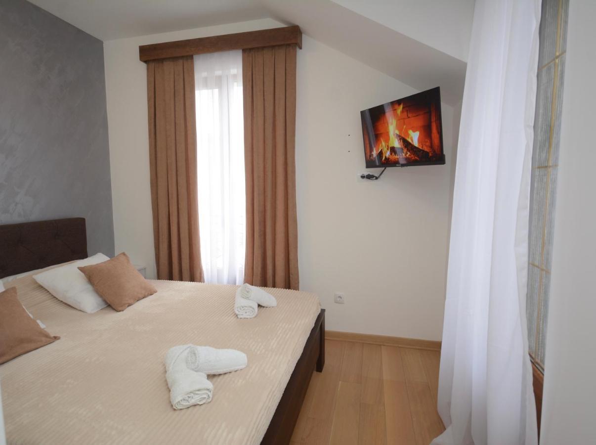 Crown House Vrnjačka Banja Exterior foto