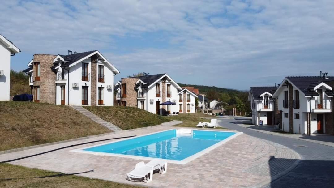 Crown House Vrnjačka Banja Exterior foto